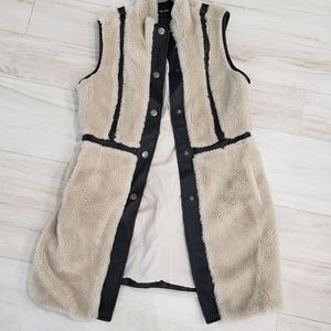 NIC & ZOE faux fur vest Sz L